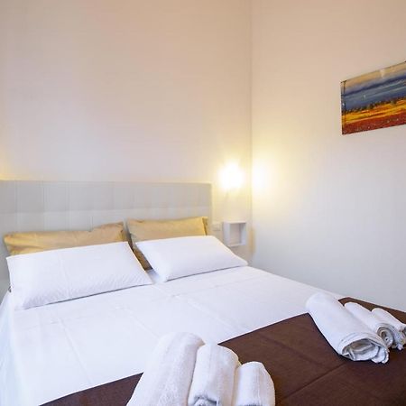 Housestation Palermo Bagian luar foto